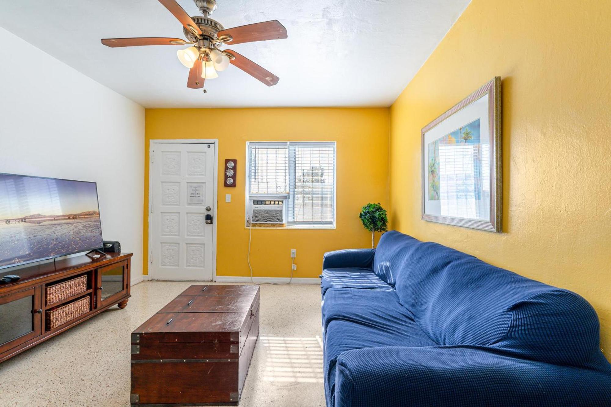 Miami Value And Convenience In The Heart Of Miami Near Downtown And The Beaches Exterior photo