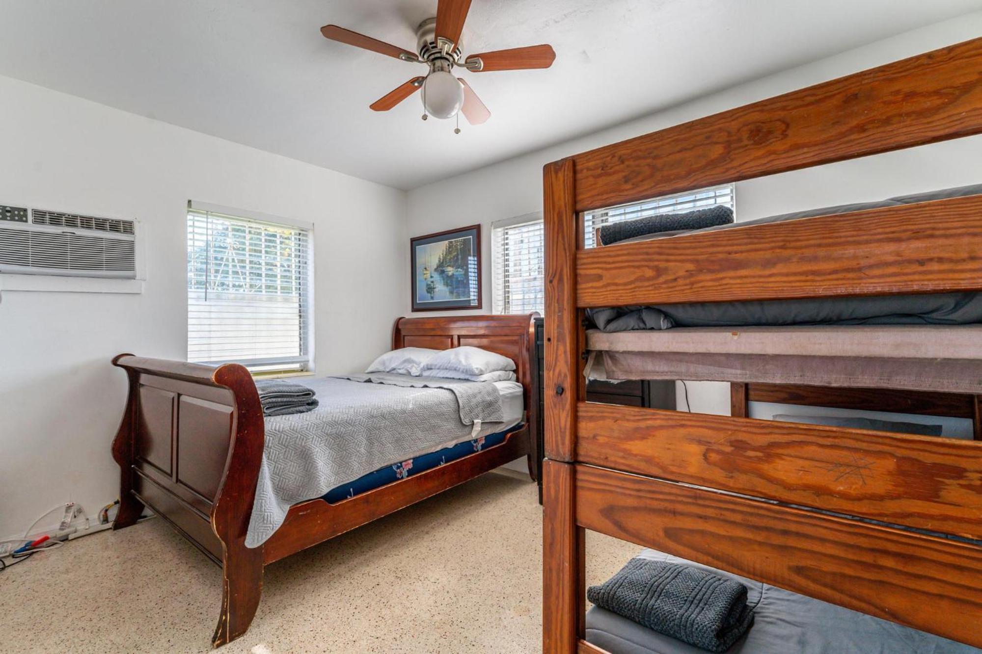Miami Value And Convenience In The Heart Of Miami Near Downtown And The Beaches Exterior photo