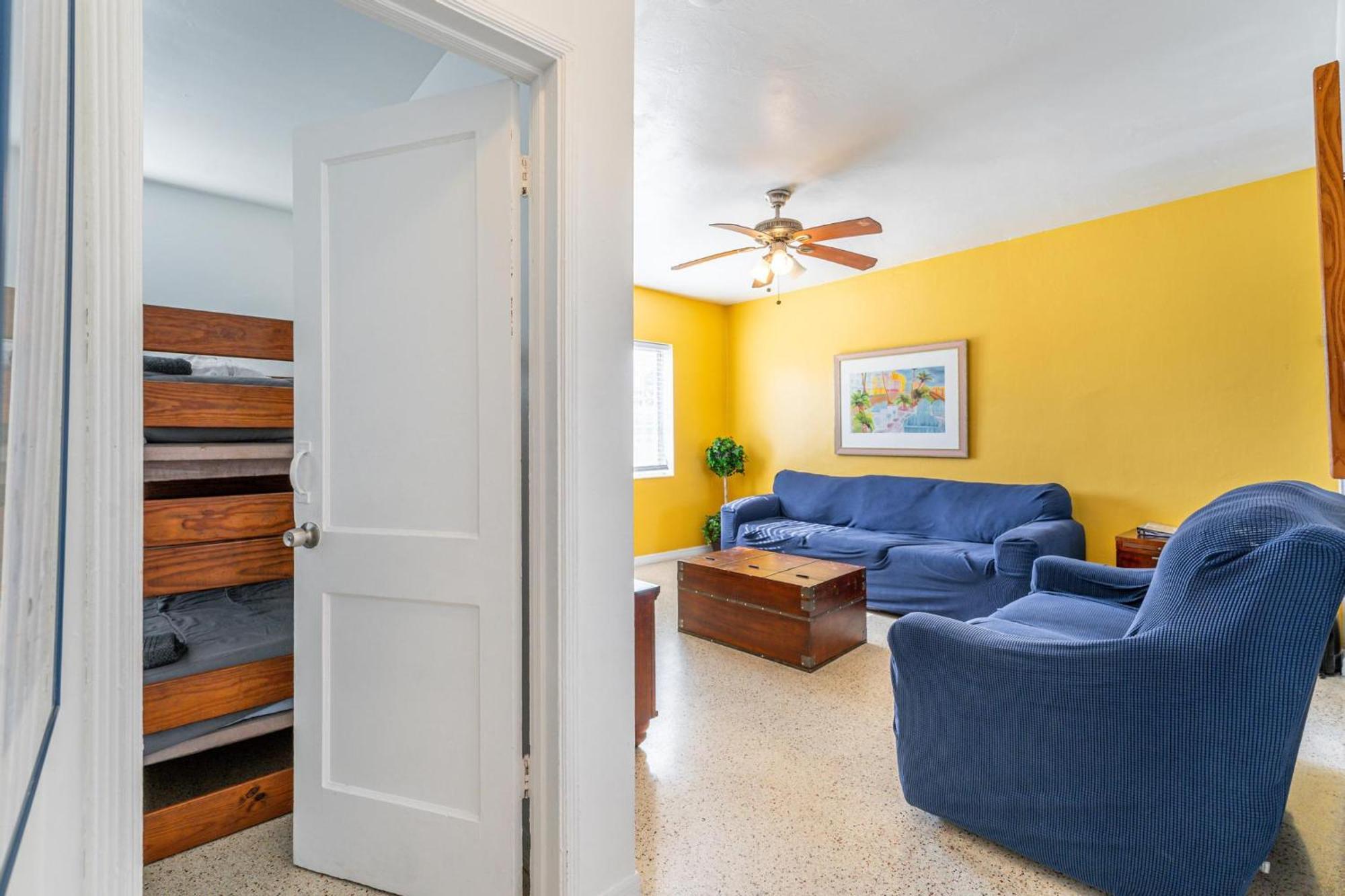 Miami Value And Convenience In The Heart Of Miami Near Downtown And The Beaches Exterior photo
